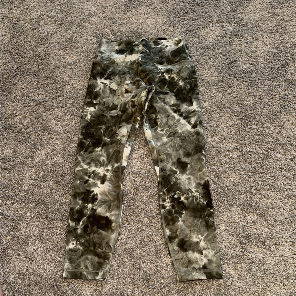 Lululemon Athletica Green and White Leggings